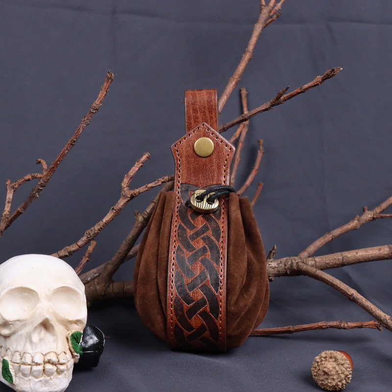 Mittelalterliches Wikinger-Hän – Costumes Bewertung und Preis